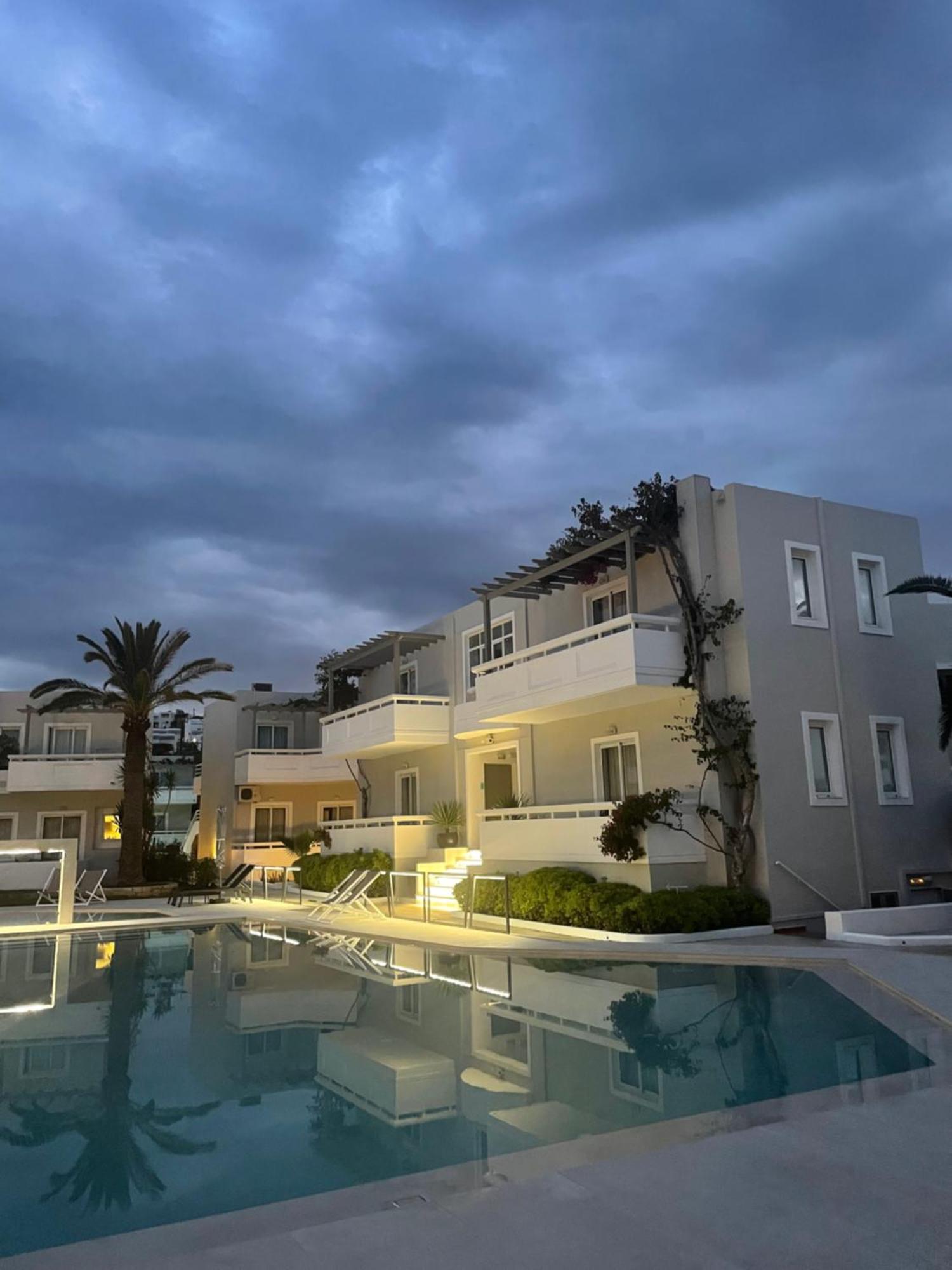 Appart hôtel Ninemia & Agia Marina