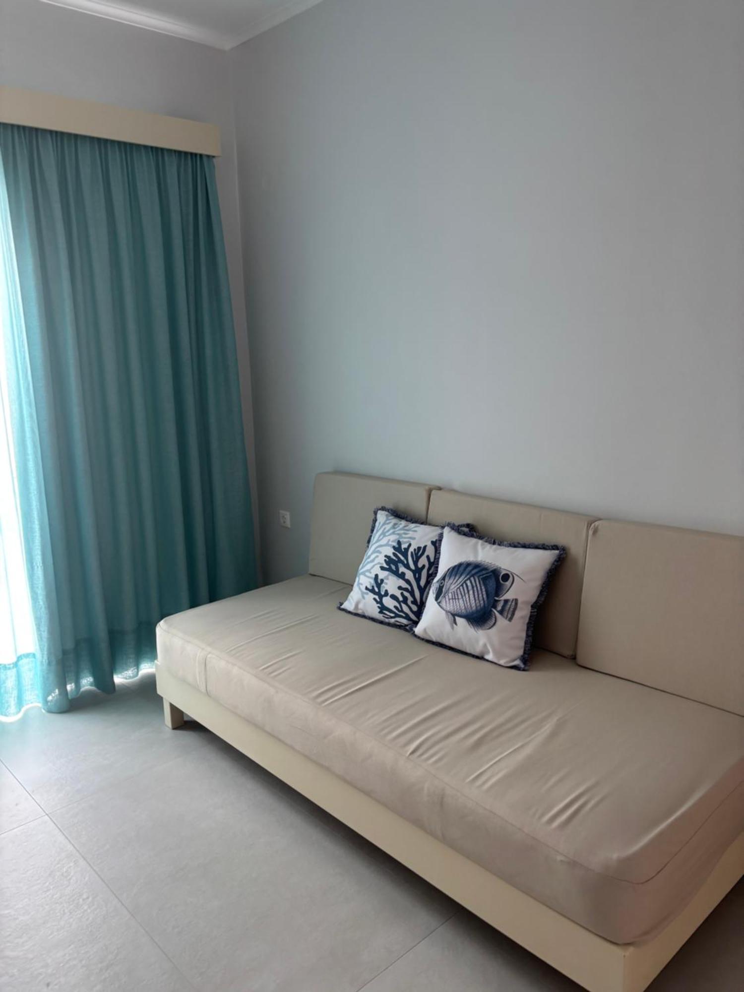 Ninemia & Aparthotel Agia Marina (Crete)